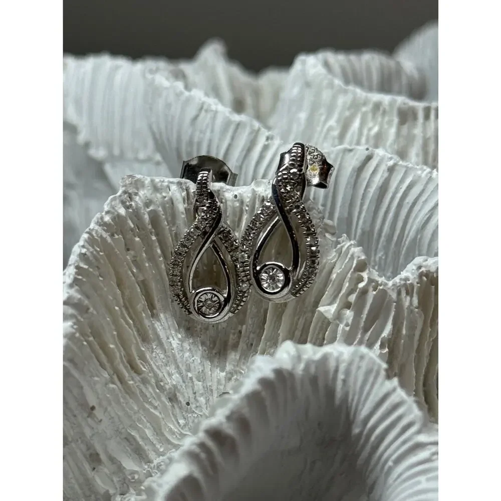 INTERWOVEN 925 STERLING SILVER WHITE TOPAZ EARRINGS LENGTH 0.6 in